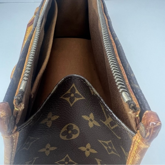 Louis Vuitton Monogram Popincourt Handbag/Purse | PRELOVED 🤎👜 - Picture 14 of 15